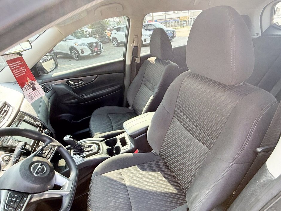 2020 Nissan Rogue SV-21