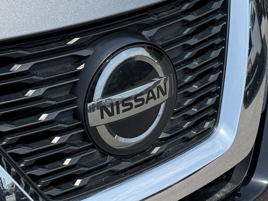 2020 Nissan Rogue S-9