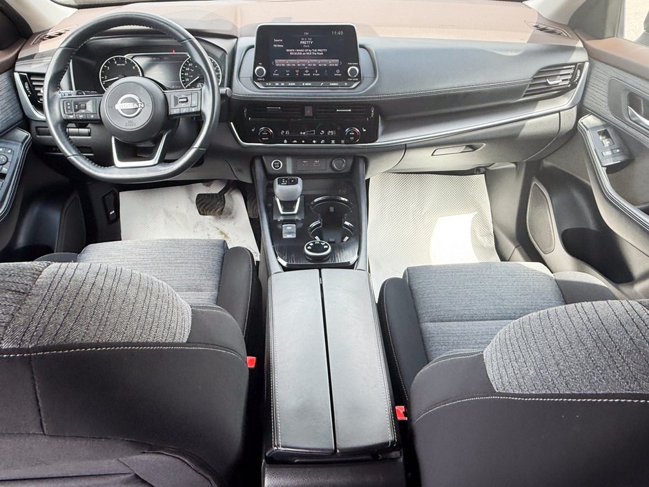 2022 Nissan Rogue SV-15