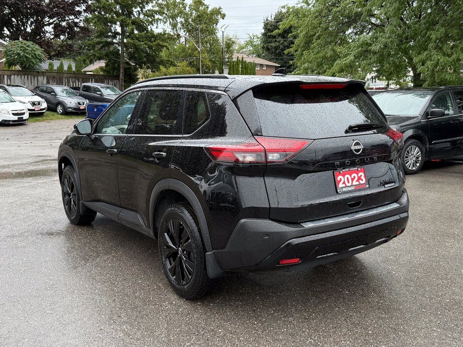 2023 Nissan Rogue SV-5