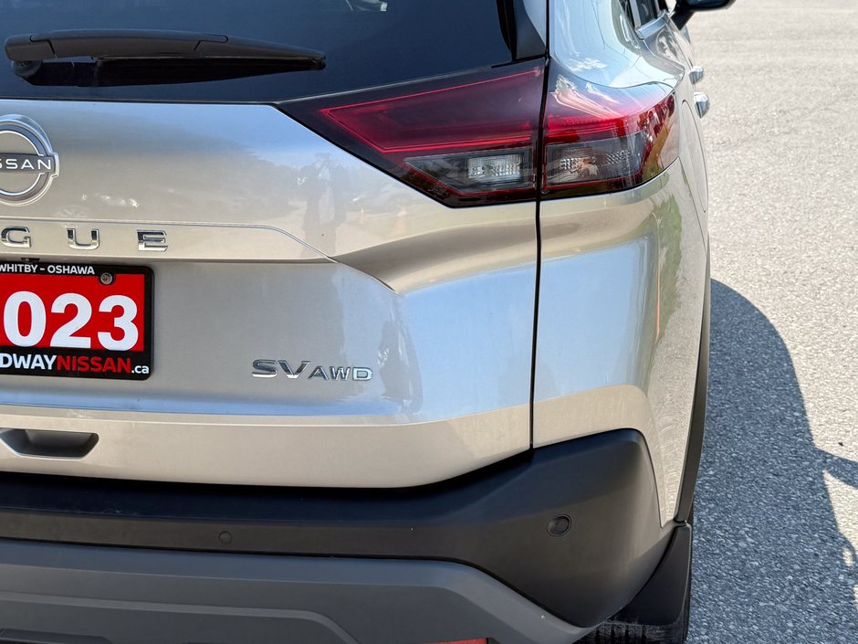 2023 Nissan Rogue SV-15