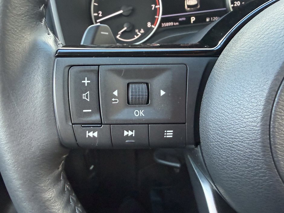 2023 Nissan Rogue SV-21