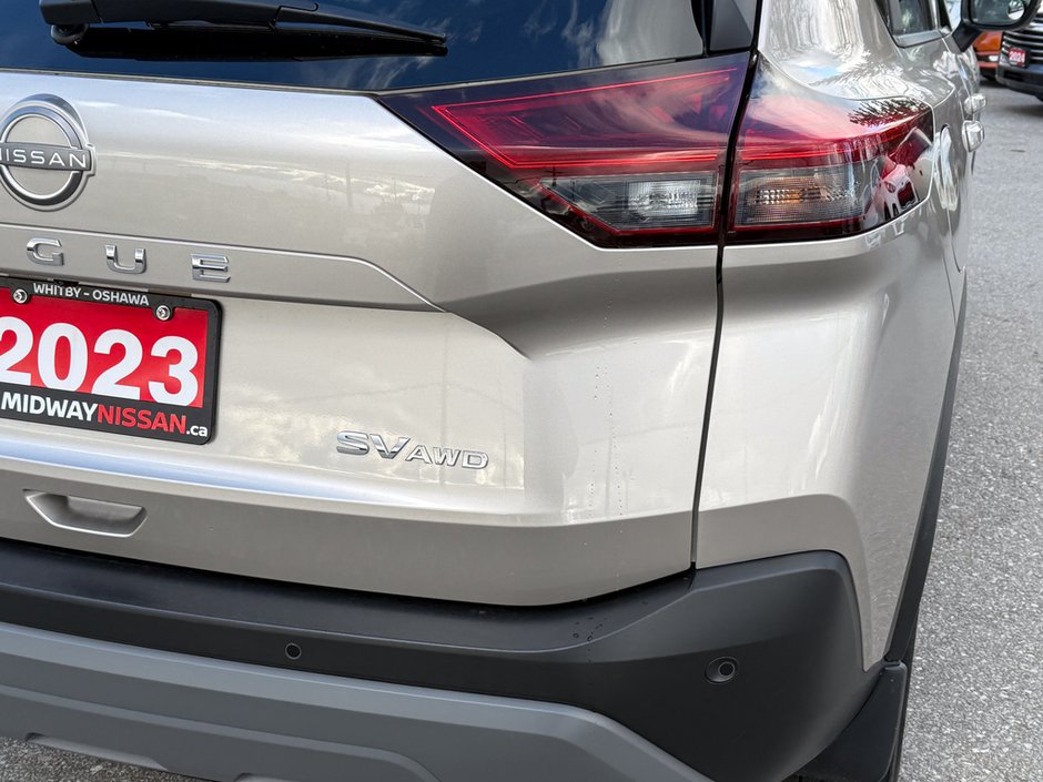 2023 Nissan Rogue SV-12