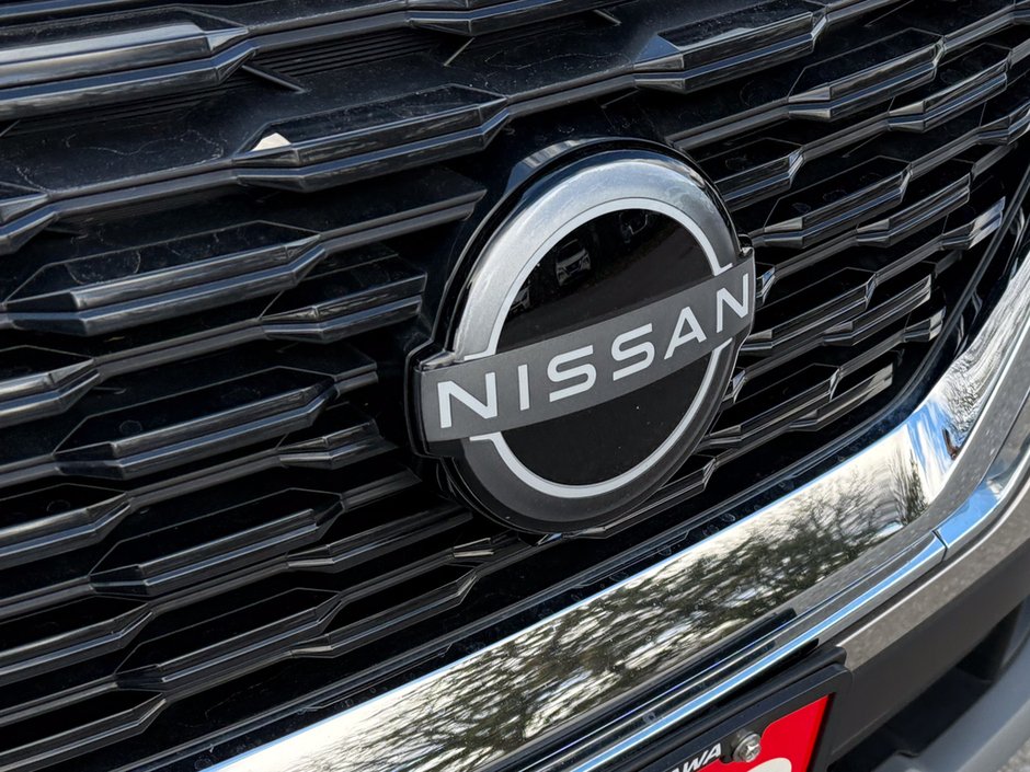 2023 Nissan Rogue SV-9