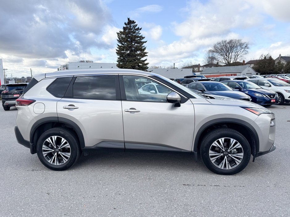 2023 Nissan Rogue SV-8