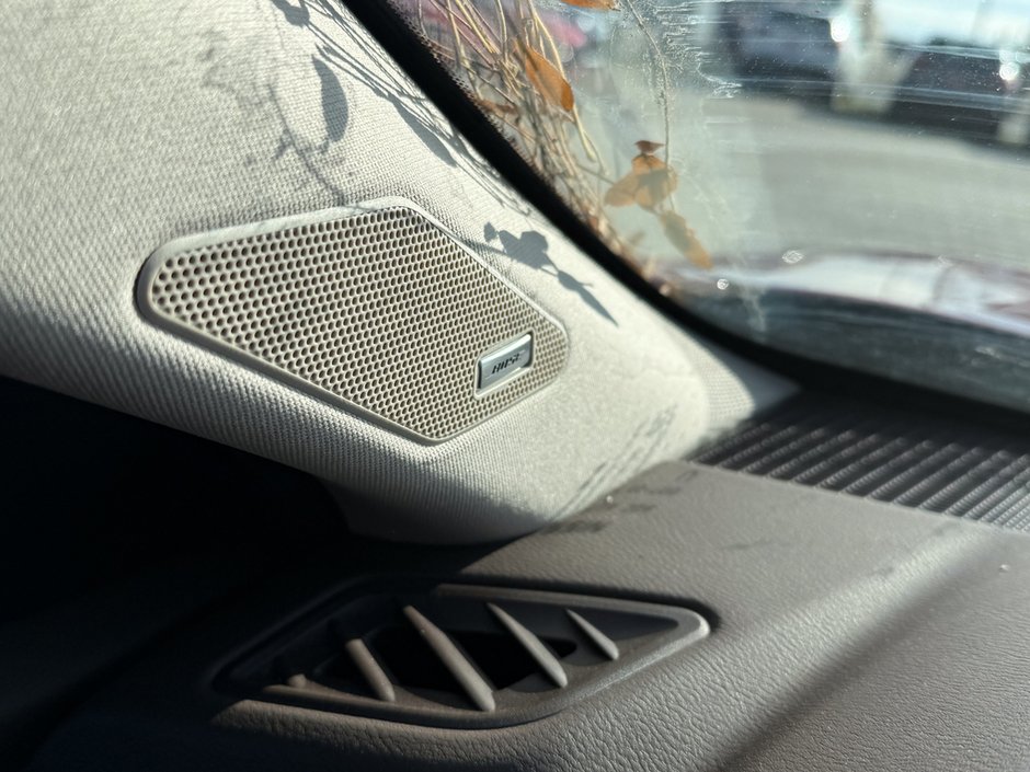 2023 Nissan Rogue Platinum-22