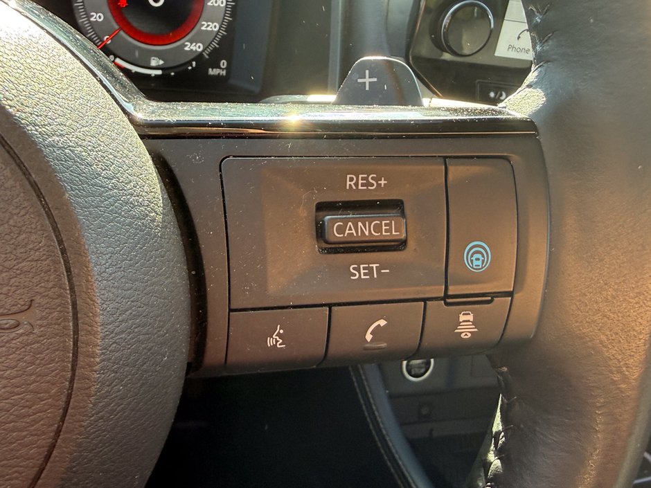 2023 Nissan Rogue Platinum-20