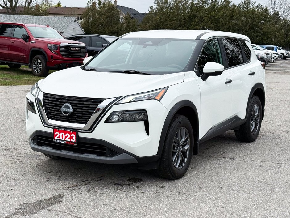 2023 Nissan Rogue S-2