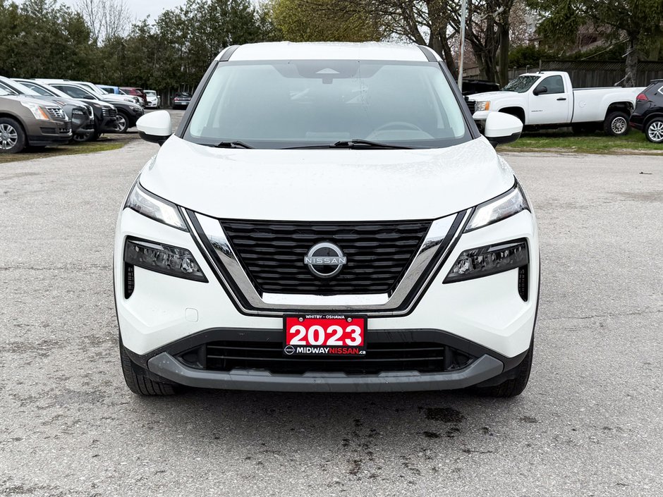 2023 Nissan Rogue S-1