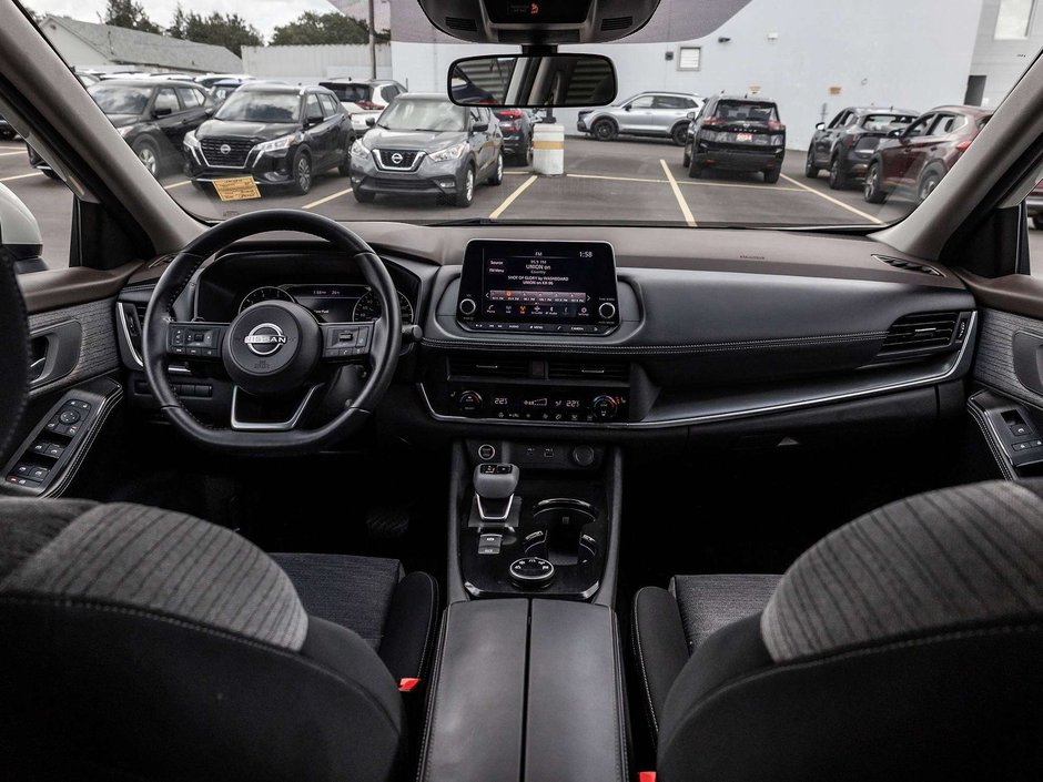 2023 Nissan Rogue SV-26