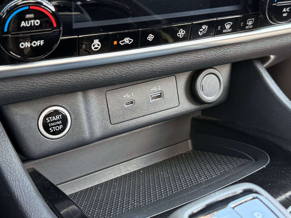 2023 Nissan Rogue SV-21