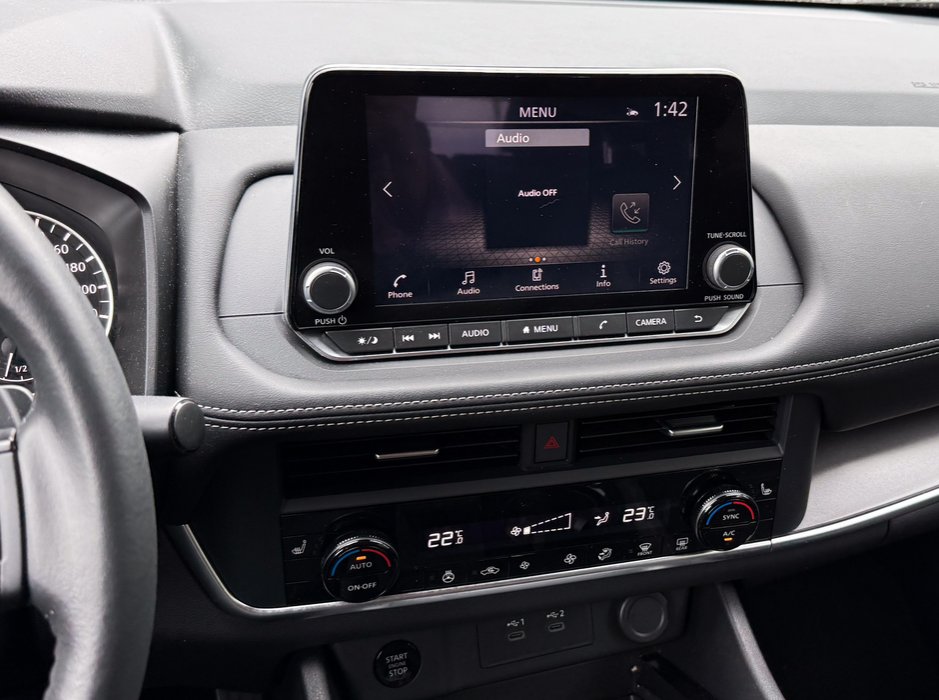 2024 Nissan Rogue SV Moonroof-20