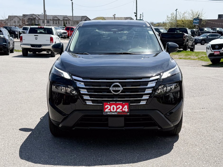 2024 Nissan Rogue S-1