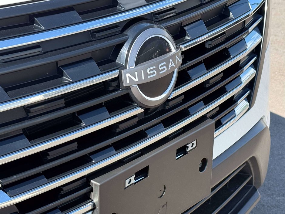 2024 Nissan Rogue S-10
