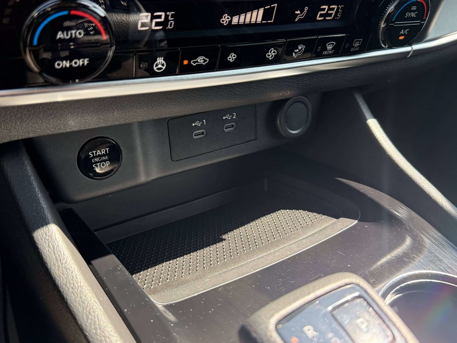 2024 Nissan Rogue S-25