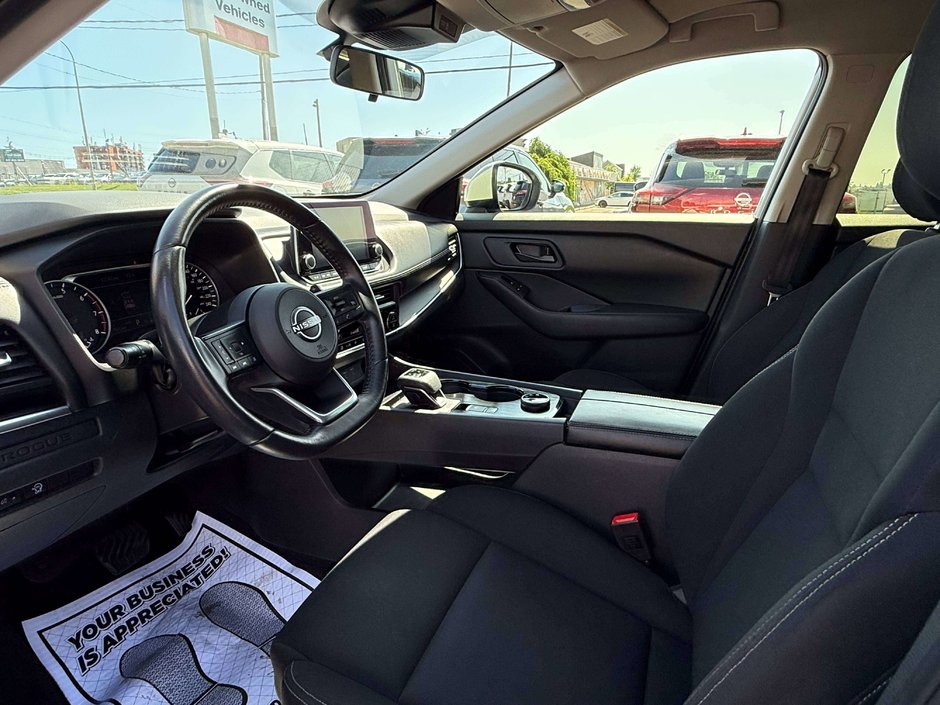 2024 Nissan Rogue S-18