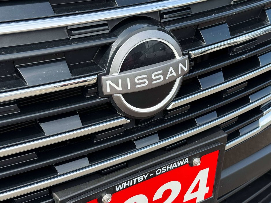 2024 Nissan Rogue S-8