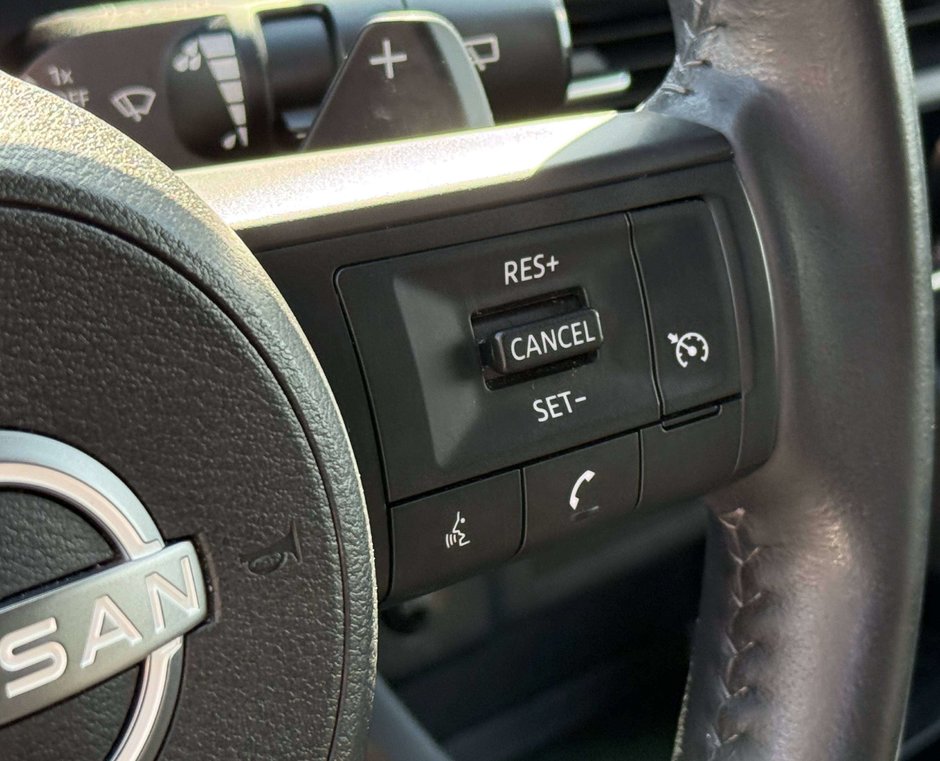 2024 Nissan Rogue S-23