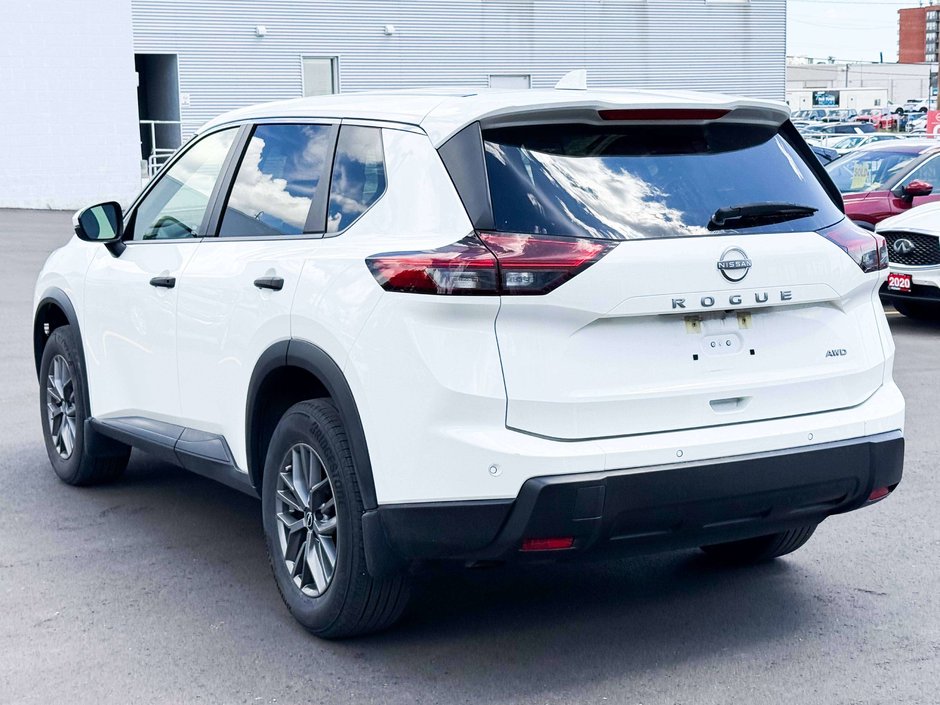 2024 Nissan Rogue S-5