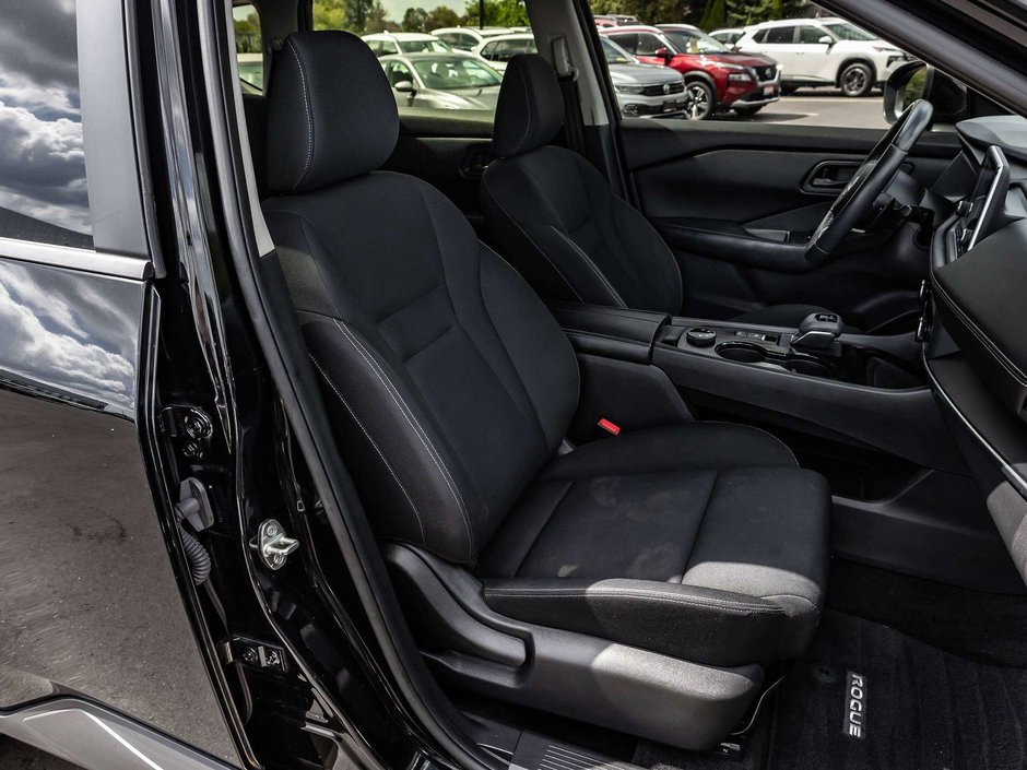 2024 Nissan Rogue S-22