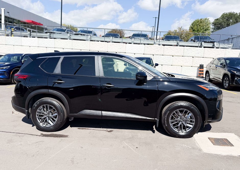 2024 Nissan Rogue S-8