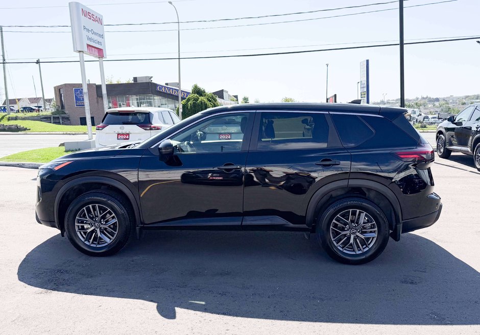 2024 Nissan Rogue S-4