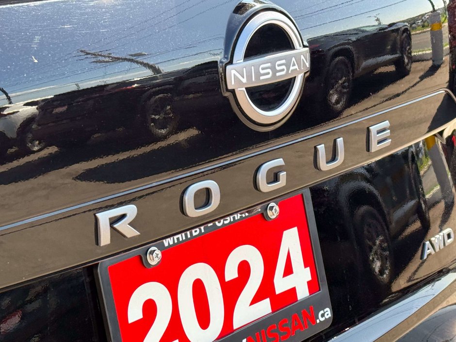 2024 Nissan Rogue S-12