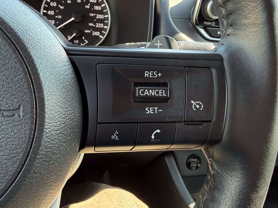 2024 Nissan Rogue S-28