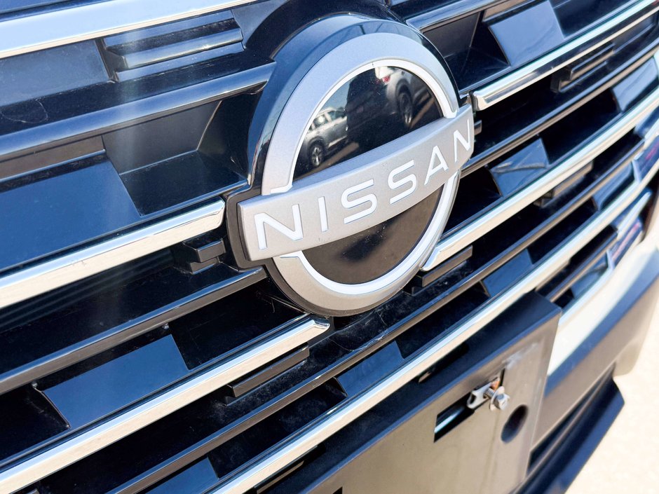 2024 Nissan Rogue S-9
