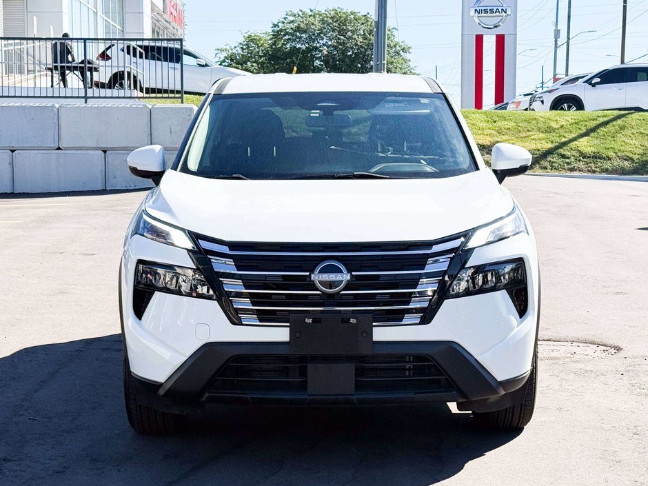 2024 Nissan Rogue S-2