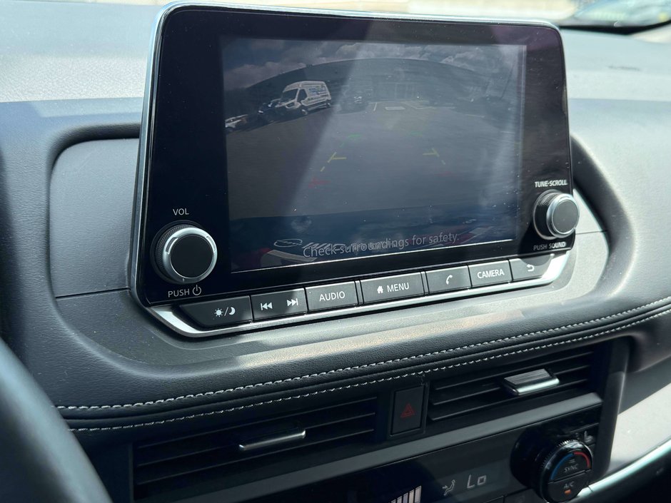 2024 Nissan Rogue S-20