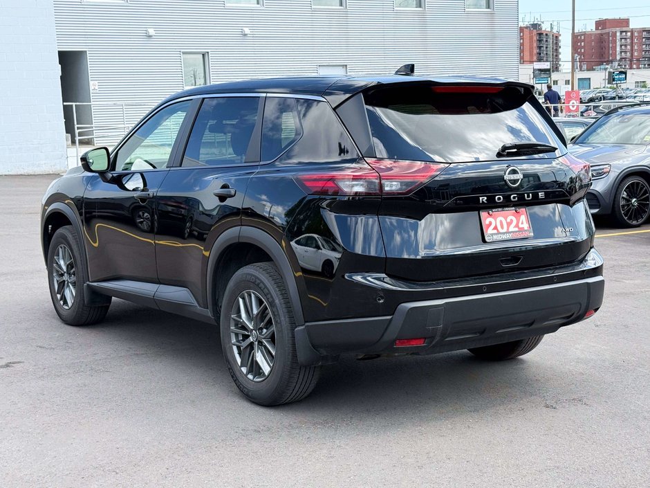2024 Nissan Rogue S-5