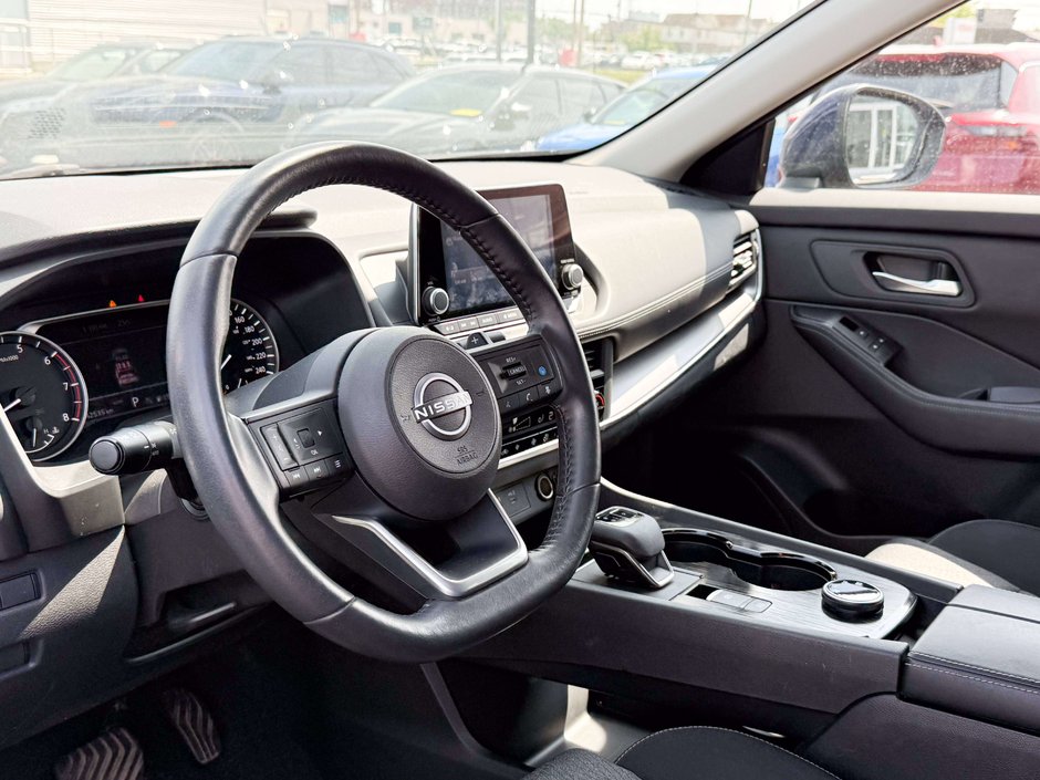 2024 Nissan Rogue SV-14