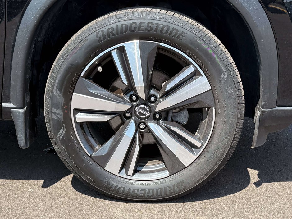 2024 Nissan Rogue SL-9