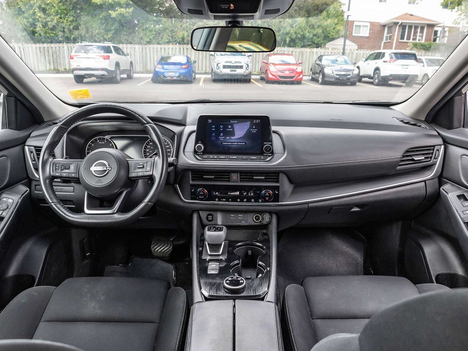 2024 Nissan Rogue S-21