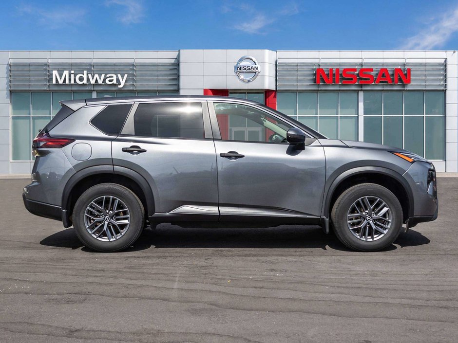 2024 Nissan Rogue S-2