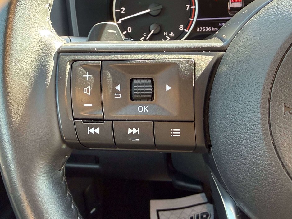 2024 Nissan Rogue S-21