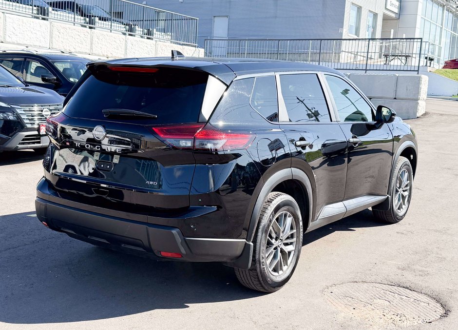 2024 Nissan Rogue S-7