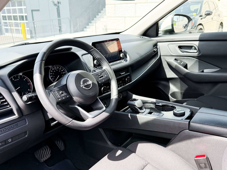2024 Nissan Rogue S-15