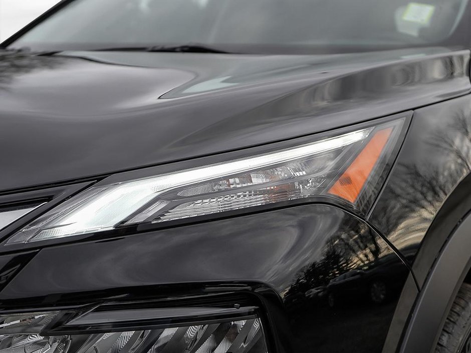 2025 Nissan Rogue SV MOONROOF-9