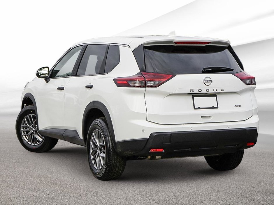 2025 Nissan Rogue S-3