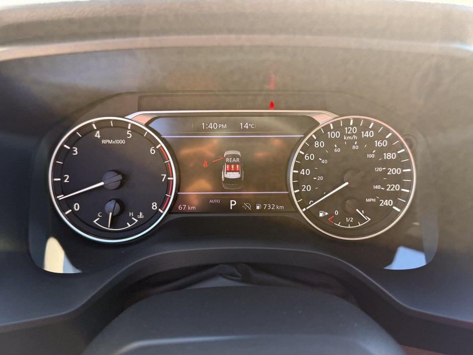 2025 Nissan Rogue SV Moonroof-23