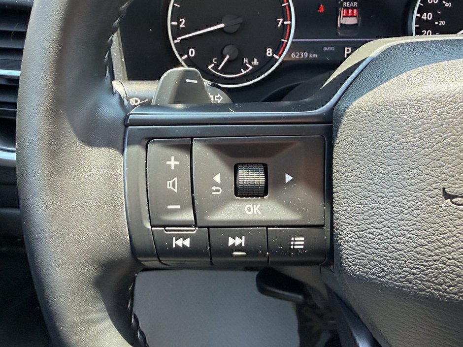 2025 Nissan Rogue SV-25