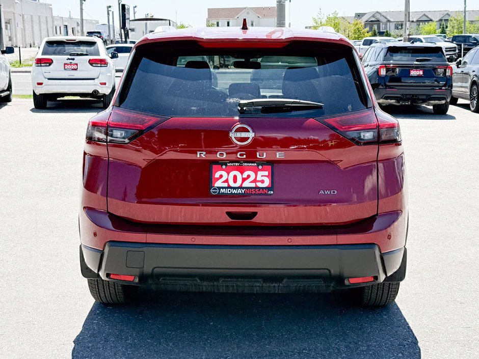 2025 Nissan Rogue SV-5