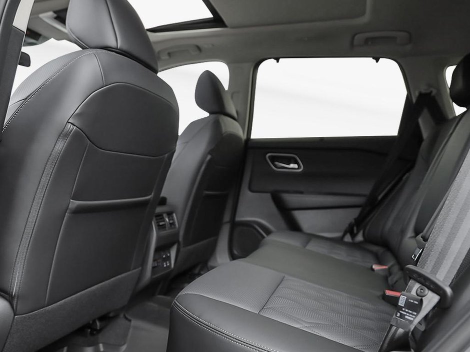 2026 Nissan Rogue Platinum-20