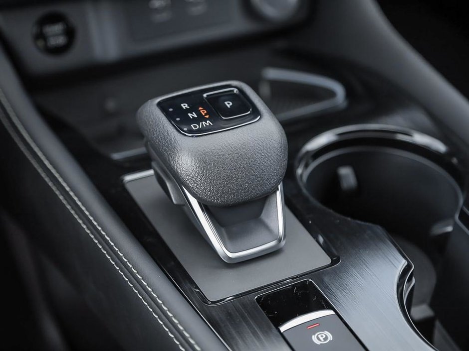 2026 Nissan Rogue Platinum-16