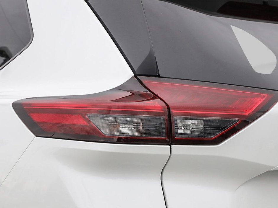 2026 Nissan Rogue Rock Creek-10