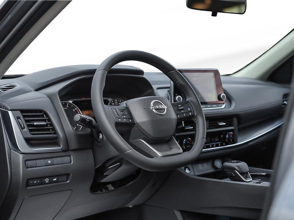 2026 Nissan Rogue SV Moonroof-11