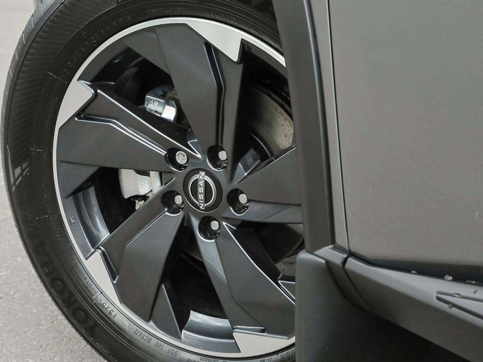 2026 Nissan Rogue SV Moonroof-8
