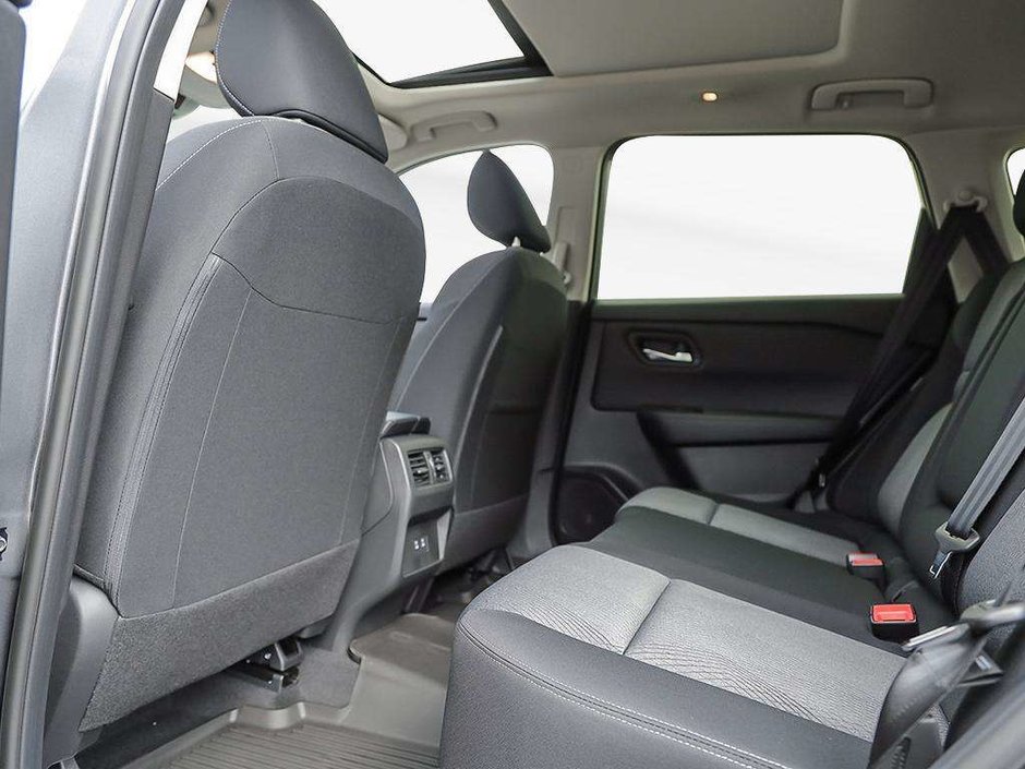 2026 Nissan Rogue SV Moonroof-21
